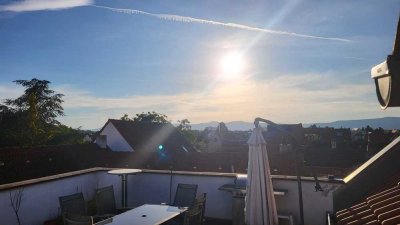 Exklusive 4–5-Zimmer-Wohnung mit großer Dachterrasse, Kaminofen und Garage