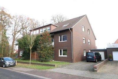 Vollvermietetes, zentral gelegenes Mehrfamilienhaus mit 5 Wohneinheiten, Keller und Garage