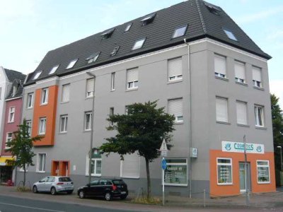 gemütliche 2-Zimmer-Dachgeschosswohnung mit Einbauküche in Dortmund