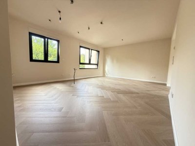 Luxuriöse 3-Zimmer-Wohnung in ruhiger Villenlage – Erstbezug nach Kernsanierung!