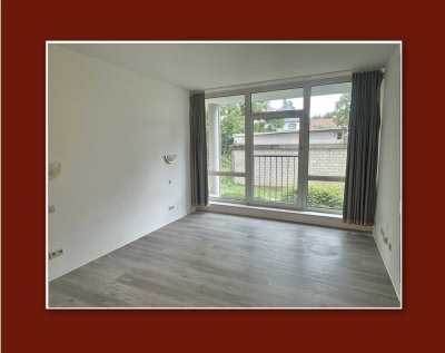 550 Euro inklusive Elektrizität - Apartment mit großer Fensterfront in naturnaher Lage