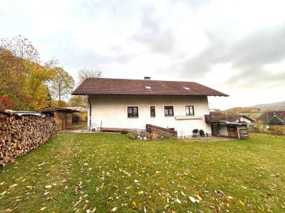 Charmantes Familienhaus mit schöner Aussicht und vielseitigem Nutzungspotenzial