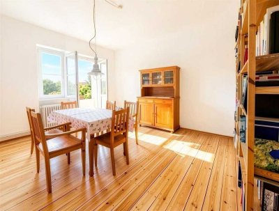 Denkmalgeschützter wunderschöner Altbau | 122m2 | 4 Zimmer | 2 Bäder | 2 Südbalkone | Volksparkblick