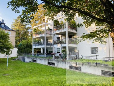 Gepflegte Stadtvilla-Wohnung mit Terrasse, Tiefgarage & Aufzug – begehrte Lage in Debschwitz