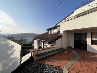 Stilvolle, gepflegte 3,5-Raum-Terrassenwohnung mit separatem Eingang in Holzgerlingen