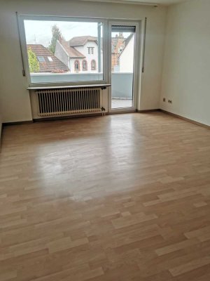 Hochwertige 2-Zimmer-Wohnung mit Balkon in Alzey