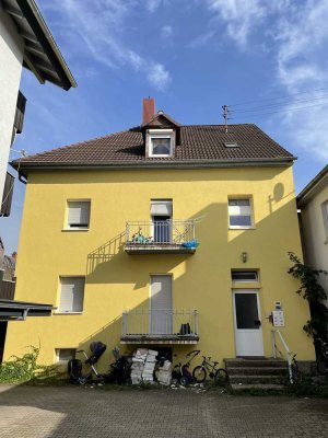 2 Renovierungsbedürftige Wohnungen in Baden-Oos zu verkaufen