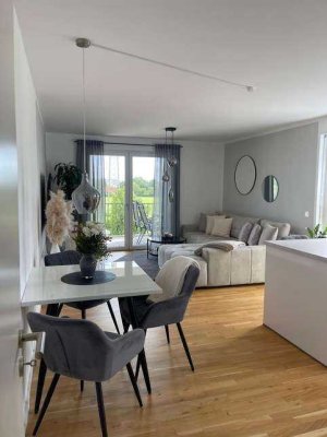 Moderne 3-Zi.-Neubauwohnung mit 2 Balkonen & hochwertiger Einrichtung in Gersthofen
