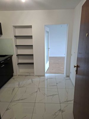 Helle renovierte 2-Zimmer-Wohnung im EG in Velbert Langenberg