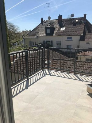 Ansprechende 4-Zimmer-Wohnung mit Balkon in Maintal
