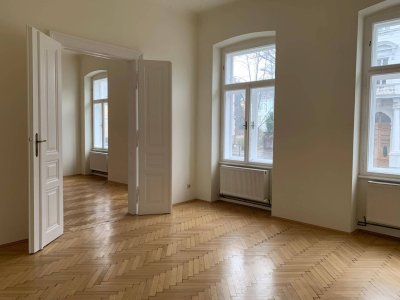 Altbauwohnung direkt am Stadtpark