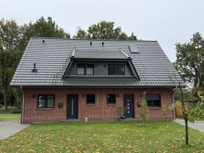 Moderne Doppelhaushälfte Haus mit 6 Zimmern - Wohnen im Grünen