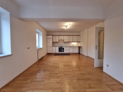 Kompakt &amp; komfortabel – Zentrale Single Wohnung