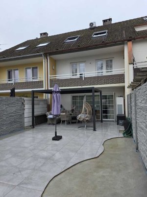 Exklusives Reihenmittelhaus