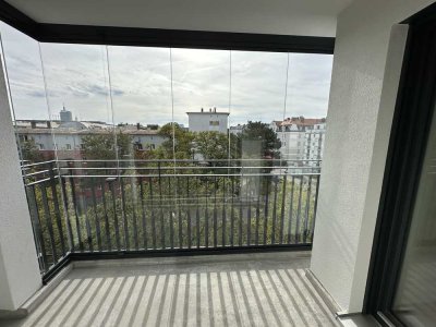 Exclusive 2 Zimmer-Wohnung mit Balkon/Loggia
