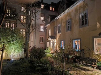 Sehr schöne und großzügige  3-Z-Altbaueigentumswohnung, Maisonette in KA-Durlach zu veräußern