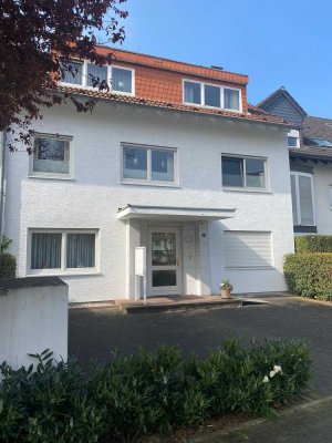 Von Privat - Maisonette-Wohnung mit Terrasse, Carport und idealer Lage - ruhig, grün und stadtnah