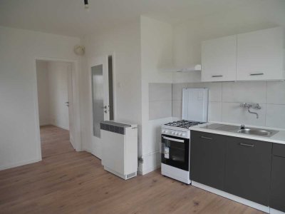 Helle schöne 2-Zimmer-Wohnung mit Balkon in Augsburg