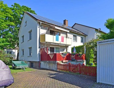 Solides Zweifamilienhaus im Zentrum von Altenbauna