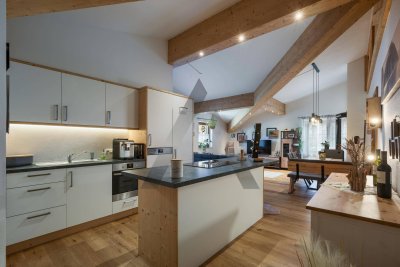 Miete: Neuwertige Dachgeschosswohnung