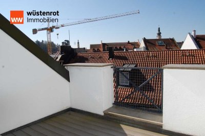 ***Deggendorf: 3-Zimmer Dachgeschosswohnung mit Dachterrasse in zentraler Lage zur Miete***