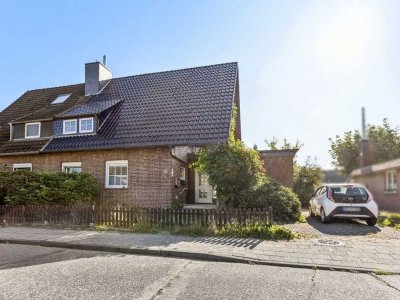 Doppelhaushälfte mit viel Potenzial auf großzügigen Grundstück in Lüssum-Bockhorn