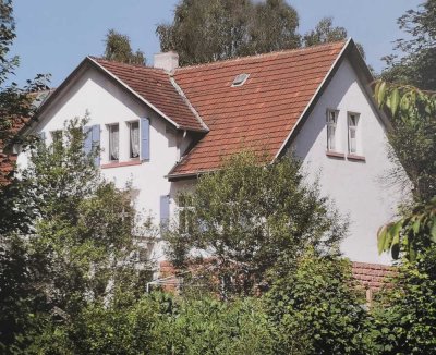 Grosszügiges  Wohnhaus in verkehrsgünstiger Lage in Neunkirchen