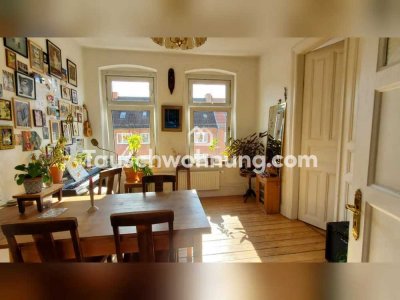 Tauschwohnung: Schicke Altbauwohnung mit Toilette auf halber Treppe