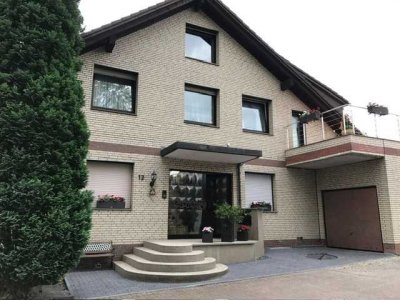 3-Familienhaus mit Garten und 2 Garagen – attraktive Kapitalanlage oder Eigenbedarf!