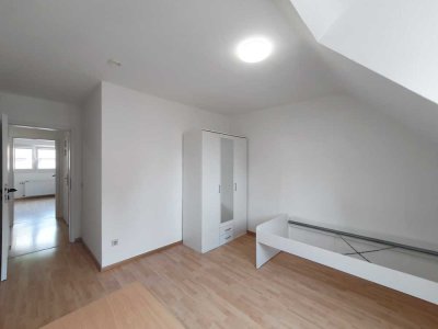 WG-Zimmer in traumhafter Dachgeschosswohnung mitten in 79098 Freiburgs Altstadt