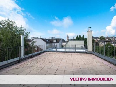 Attraktives Indoor-Outdoor-Living im Penthouse direkt am Kurpark, geeignet für Singles oder Paare