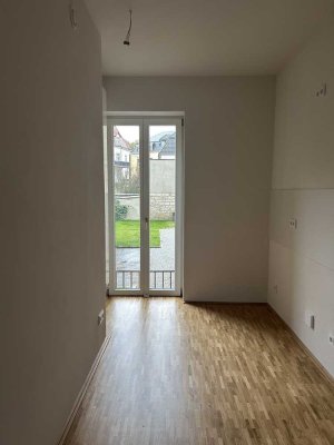 Erstbezug nach Sanierung: Stilvolle 2-Zimmer-Wohnung mit gehobener Innenausstattung