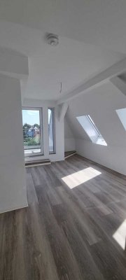 Erstbezug  - Besondere Dachgeschosswohnungen 2 - 3 Zimmer / Büroeinheiten in Magdeburg-Sudenburg