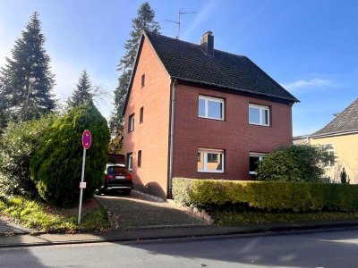 Einfamilienhaus mit 5 Zimmern und Garage in Hennef (Sieg)