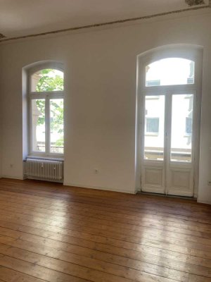 Altbauwohnung zentral am Eigelsteintor