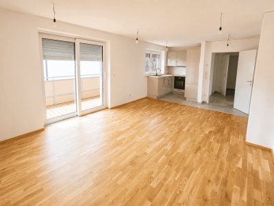 Helle Neubauwohnung in Bestlage mit Balkon