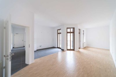 Leben und Wohnen im beliebten Paulusviertel - moderne 4-Raumwohnung mit großzügigem Balkon