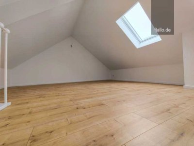Hübsche 3,5-Raum-Wohnung mit Galerie (ideal zum Schlafen oder Arbeiten)