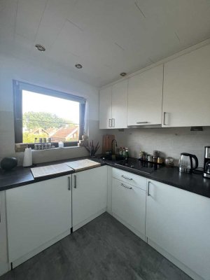 Attraktive 3-Zimmer-Wohnung mit Sonnenbalkon und moderner EBK in Meckelfeld