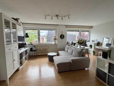 Helle 1-Zimmer-Wohnung in Frankfurt Niederrad