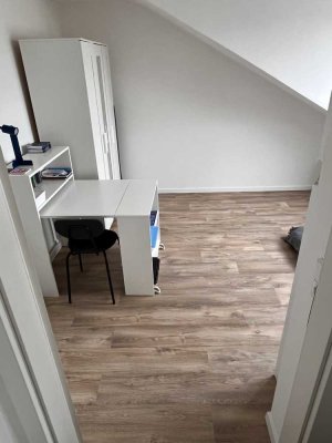 Ruhige und helle Wohnung in Stadtnähe