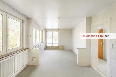 IMMOBERLIN.DE - Herrliche Aussichten! Dachgeschosswohnung mit privater Sonnenterrasse & Stellplatz