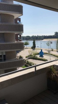 Traumhaftes Wohnen in der Überseestadt Bremen mit Weserblick und möbeliert