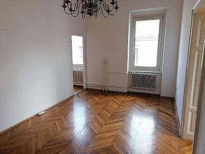 * Schöne sanierte &amp; preiswerte - Pärchen- oder Singlewohnung nächst TU *