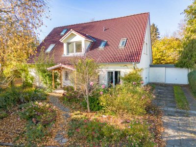 Zuhause ankommen: Einfamilienhaus mit                          Garten und Terrassen