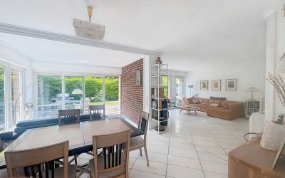 Exklusive, wunderbar ruhig gelegene Wohnung in unmittelbarer Rheinnähe, traumhafter Südwest-Garten