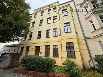 Helle 3-Raum-Wohnung mit großem Balkon in Stadtfeld Ost