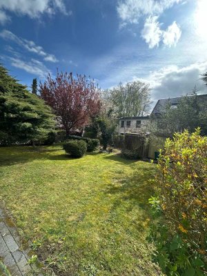 Großzügiges Einfamilienhaus mit Wintergarten, großem Garten & Garage – direkt am Aaper Wald.