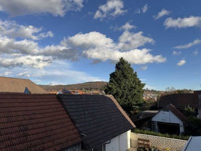 Ihr neues Zuhause mit viel Platz: Attraktives Zweifamilienhaus in Weingarten