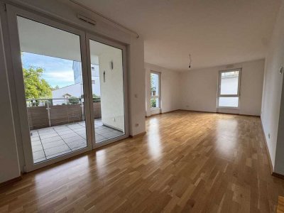 Ihr neues Zuhause: stilvolle 3-Zimmer-Wohnung im Grünen mit hochwertiger Ausstattung